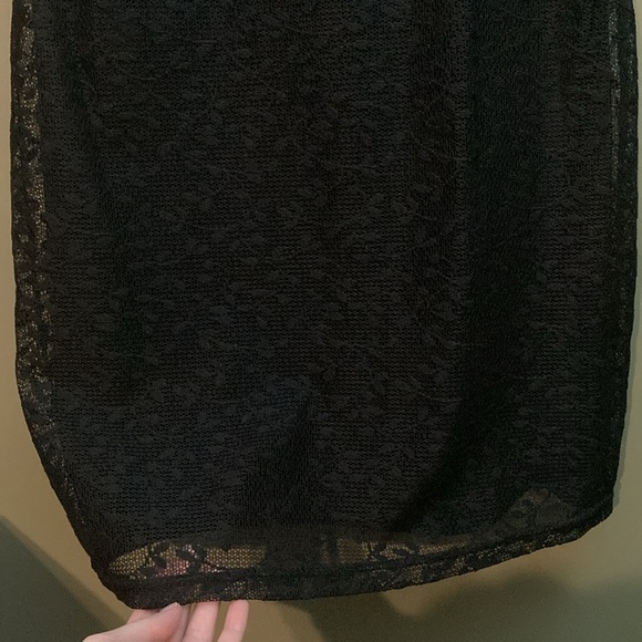 NWT Reitmans black lace sleeveless mini dress. - Picture 3 of 7